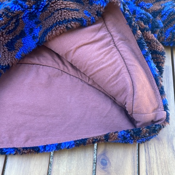 Lululemon Fleece Quarter Zip - Picture 7 of 8